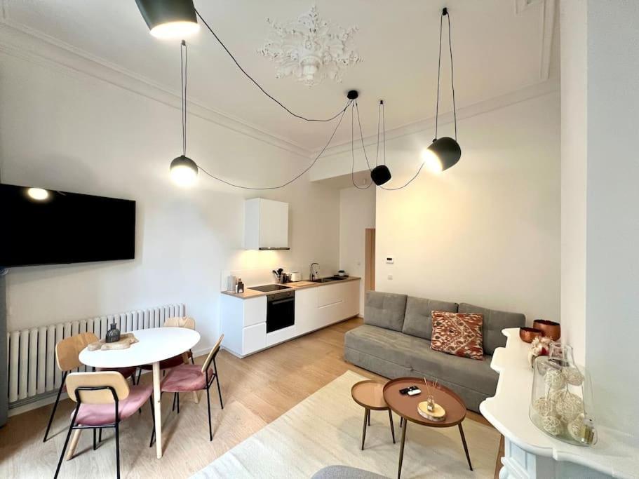 Apartament L'Escapade Chic - Cathedrale, Saint Lambert Liège Zewnętrze zdjęcie