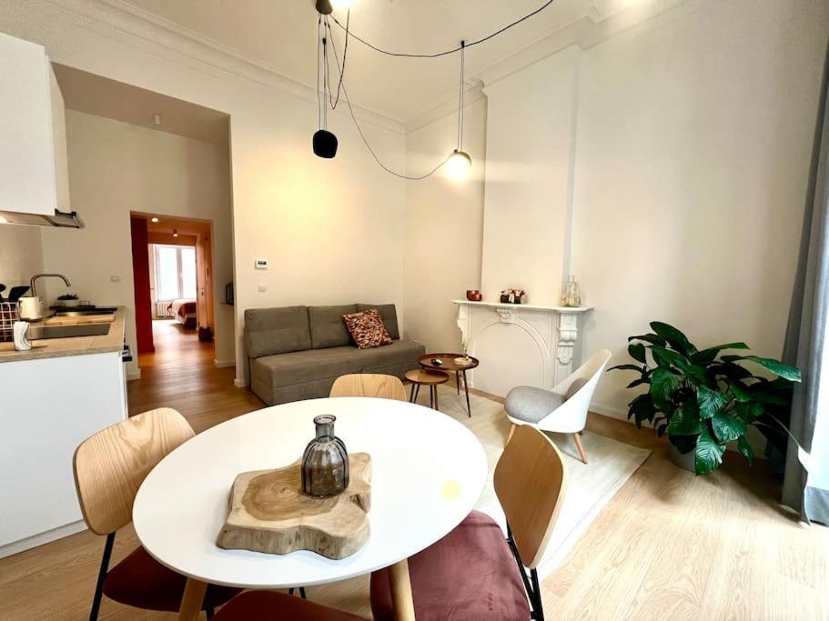 Apartament L'Escapade Chic - Cathedrale, Saint Lambert Liège Zewnętrze zdjęcie